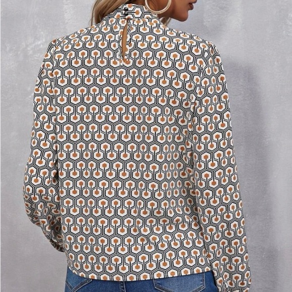 SHEIN | Button Neck Keyhole Back Geo Long Sleeve Top - Picture 2 of 8
